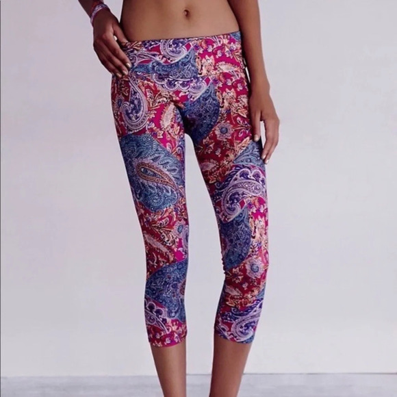 Free People Movement Crop Paisley Leggings XS - Picture 1 of 7